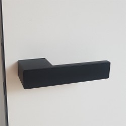 Ручка на розетке Torn Discovery черные с встроенным фиксатором