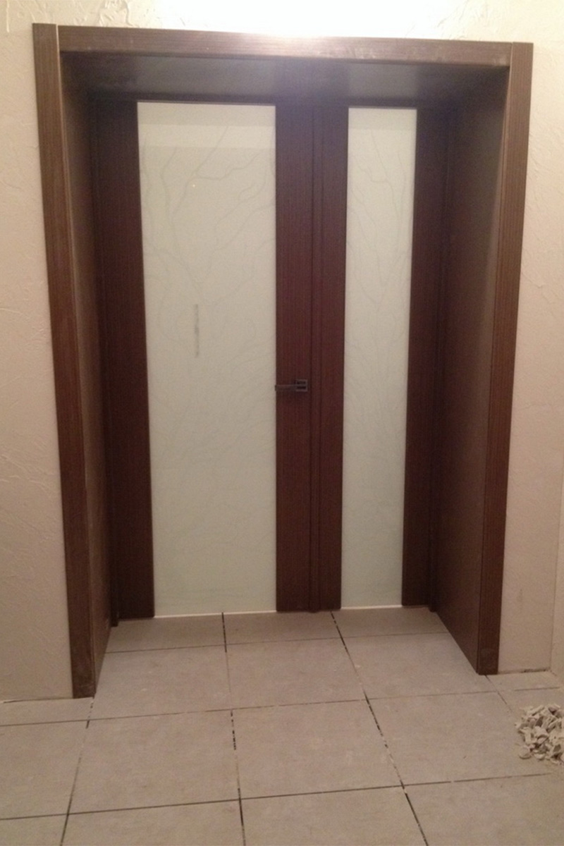 Фото двухстворчатых дверей